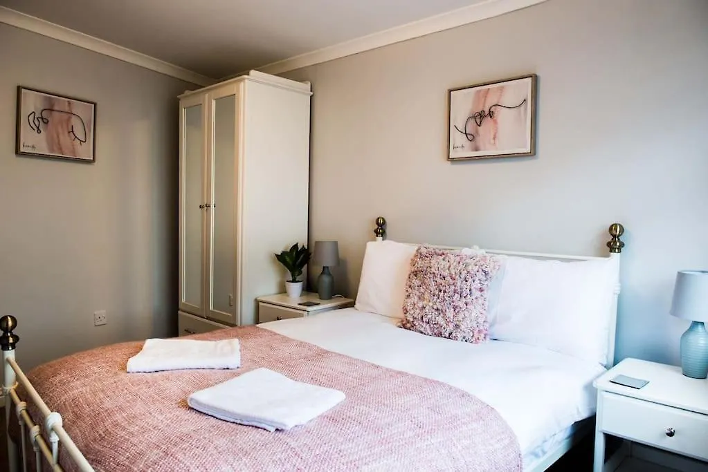 Mumbles Apartment Near To Shops And Beach United Kingdom